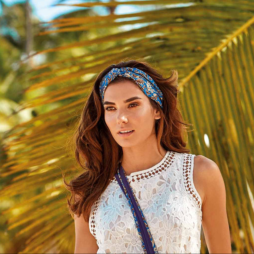 FASCIA PER CAPELLI LISA: Stile e Praticità