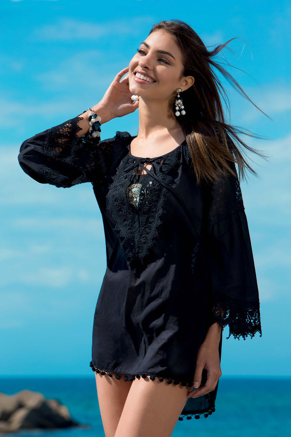 BLUSA CON INSERTI IN DENTELLE