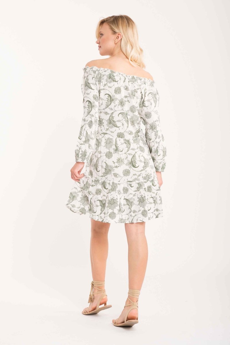 ABITO BARCA FIORI: Eleganza e Avventura