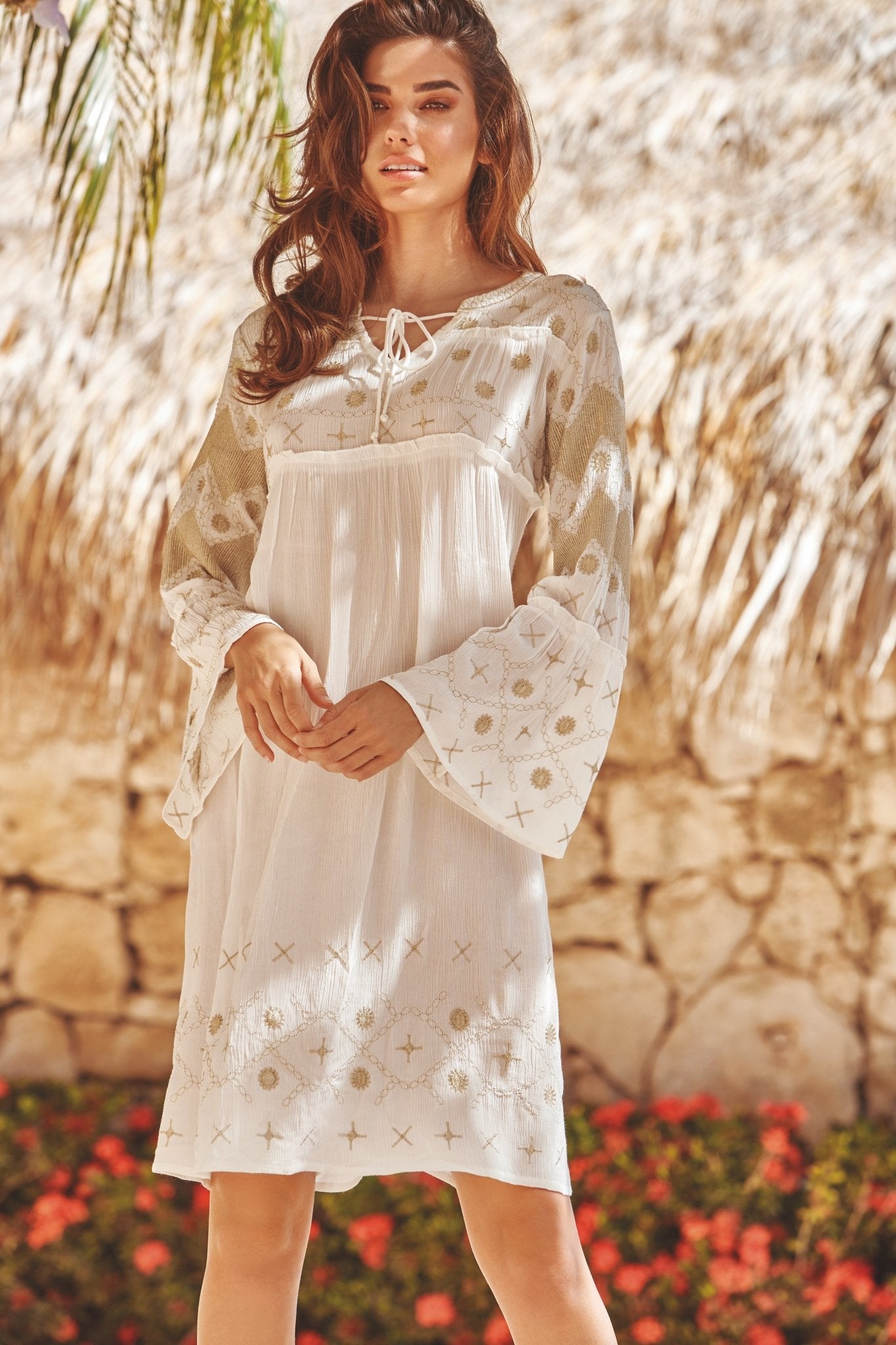 ABITO LUNGO RICAMI SABBIA